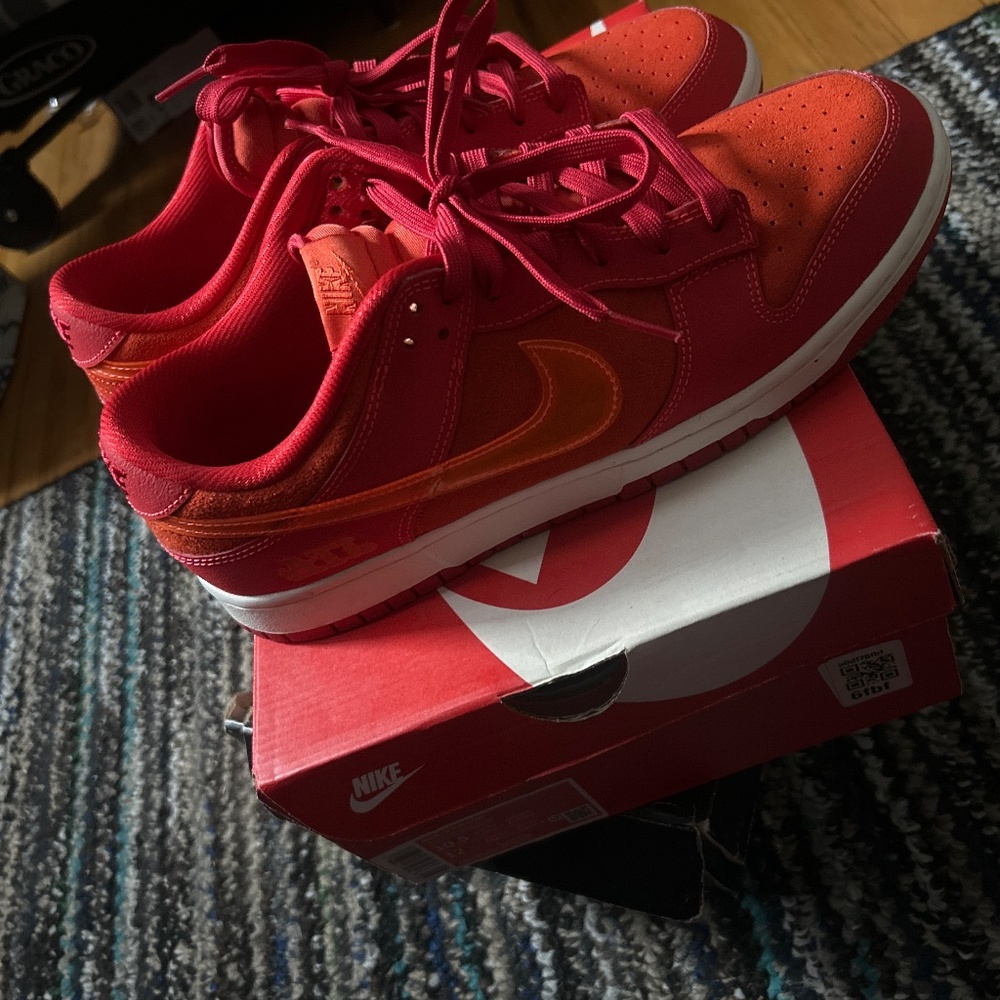 Nike Dunks - image 3